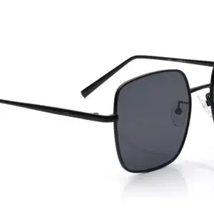 Urban Classic Black Sunglasses – Effortlessly Cool, Everyday Wear